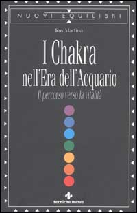 Roy Martina, medico e psicologo, si occupa da anni di medicina orientale e ha applicato metodi di indagine moderni alla pratica delle medicine tradizionali, sviluppando un metodo totalmente innovativo: la tecnica di riequilibrio dei chakra. Siamo allinizio dellEra dellAcquario, caratterizzata da una nuova forma di sviluppo della coscienza, e sempre pi orientata alla spiritualit e influenzata dalla maggiore possibilit di comunicazione del mondo attuale. Linnovazione alla base del testo, legata a questo aumento dellenergia spirituale,  che i chakra che si possono individuare sono ora quattordici. Il risultato pi eclatante  linstancabilit che si ottiene riequilibrando i chakra secondo questo nuovo schema: farlo non costa n molta fatica n molto tempo. Lautore ci dimostra che coloro che mantengono un buon equilibrio emozionale riescono a elaborare le emozioni in maniera pi veloce ed efficiente, e quindi a prevenire stress e malattie. Questo libro pu diventare un ottimo strumento per scegliere una vita con meno stress e pi vitalit e piacere. 
