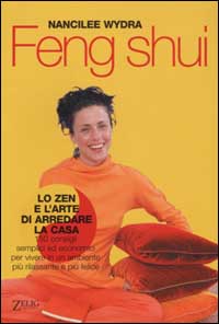 Il Feng shui, l'antica disciplina cinese che studia le relazioni tra persona e ambiente fisico, sta diventando sempre pi popolare nel mondo occidentale. Questo libro offre consigli, semplici e facili da attuare, per arredare la casa e l'ufficio e vivere in completa armonia.